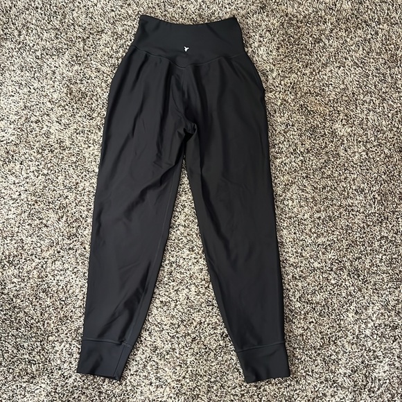 Old Navy Joggers - Picture 2 of 3